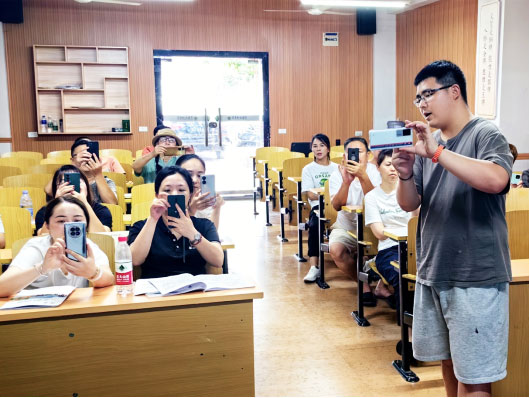 1692583031419418.jpg 03.jpg